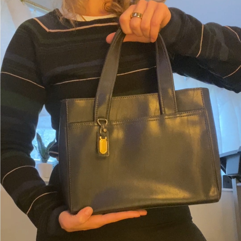 Black Leather Handbag Liz Claiborne - Picture 8 of 8